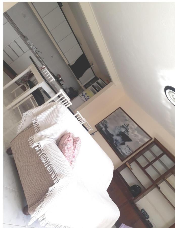 Private Room In Wonderful Sea View Apartment เซนต์พอลส์เบย์ ภายนอก รูปภาพ